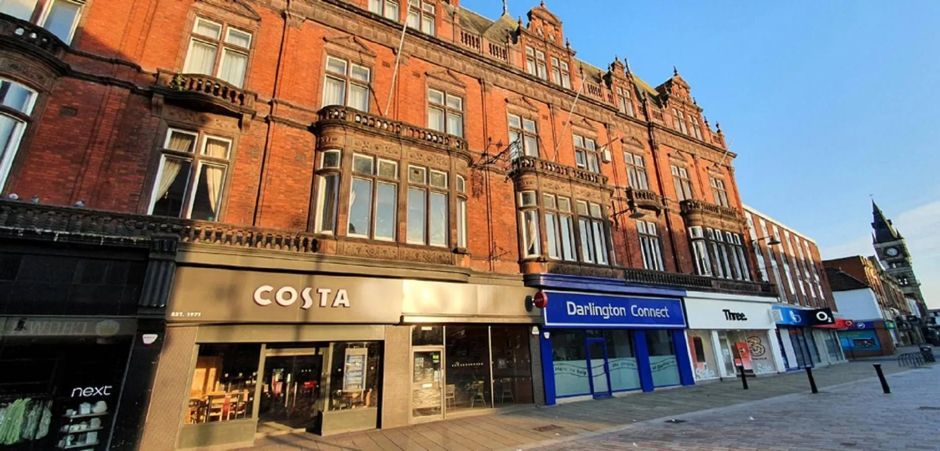 Stylish Two-Bedroom Apartment: Central & Theatre-Friendly Darlington  Apartment Darlington (Durham)